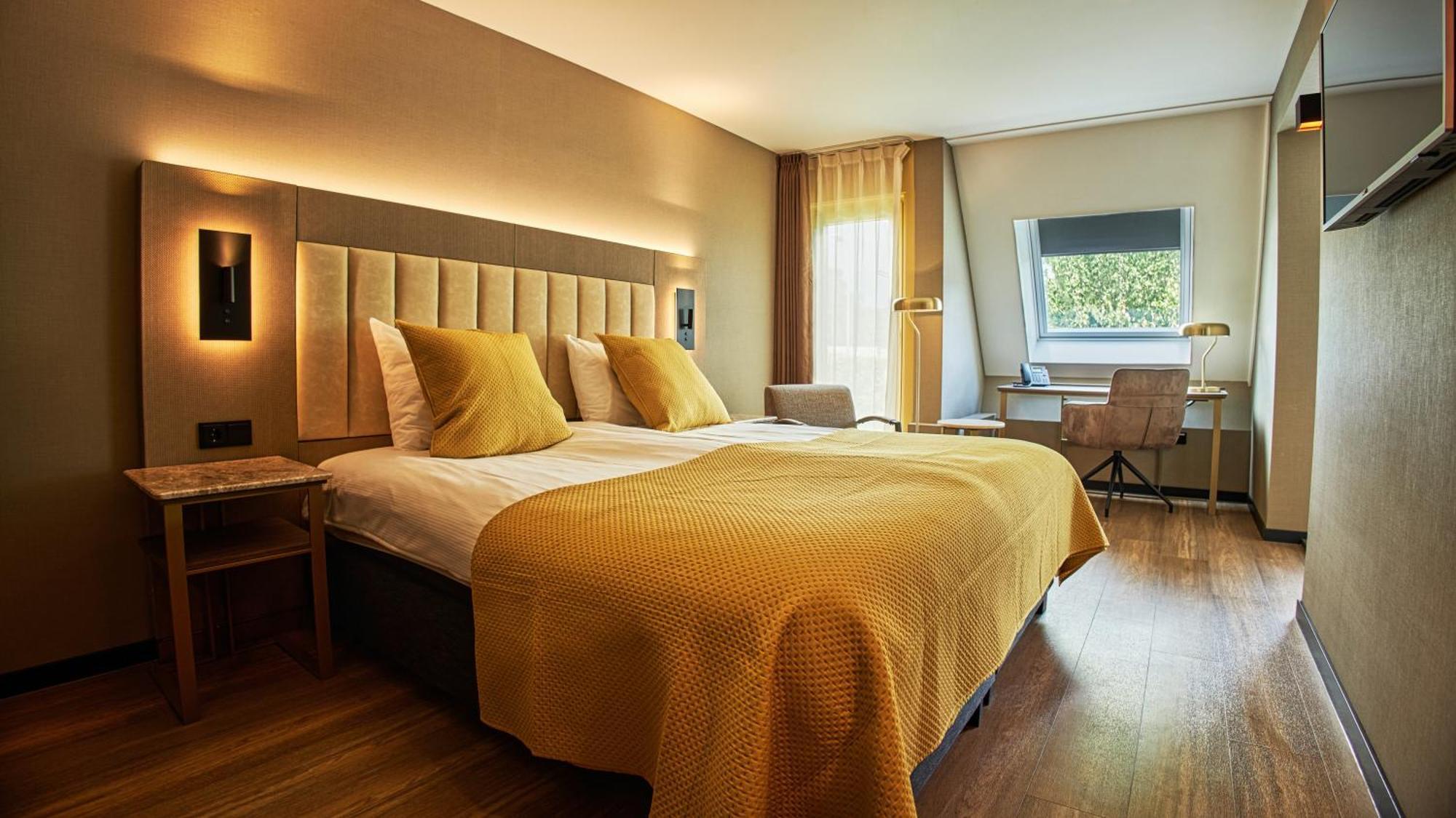 Hotel เฮาเคอวีน ภายนอก รูปภาพ